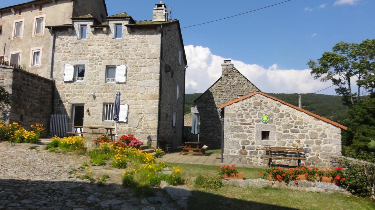 Gite Les Ducs Mialanes Exteriér fotografie