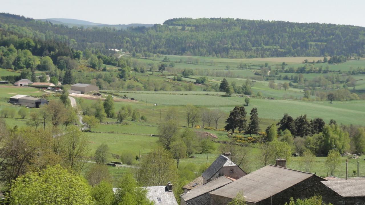 Gite Les Ducs Mialanes Exteriér fotografie