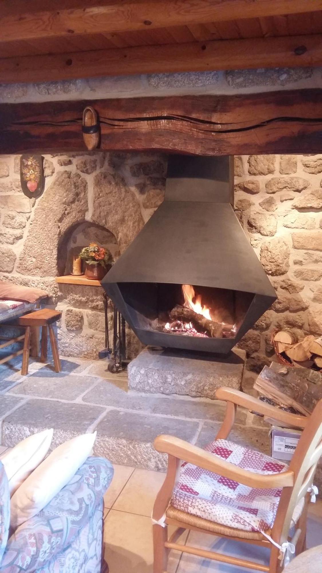 Gite Les Ducs Mialanes Exteriér fotografie