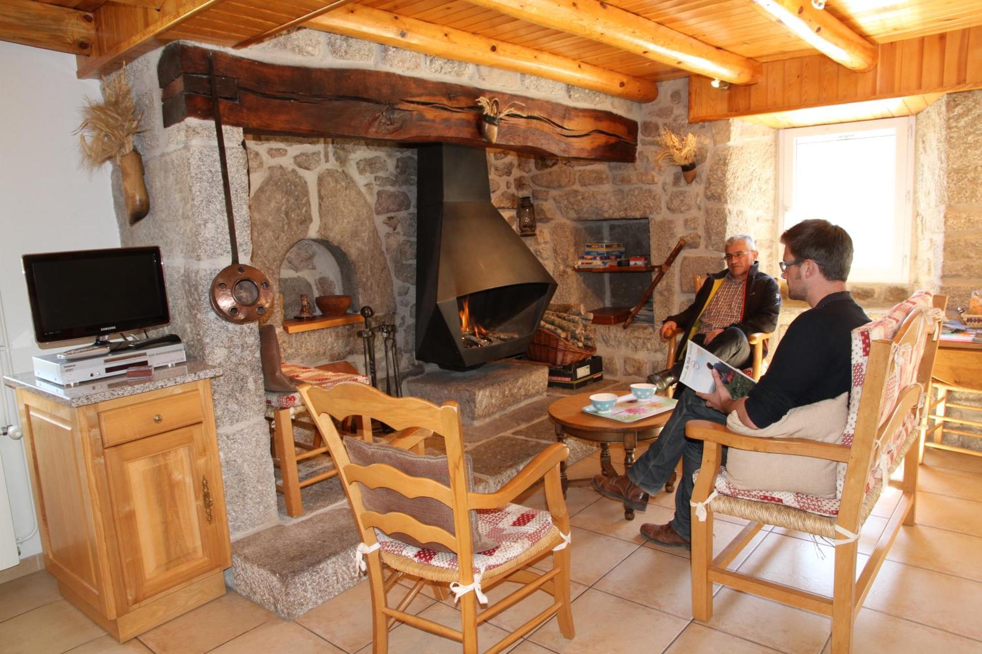 Gite Les Ducs Mialanes Exteriér fotografie